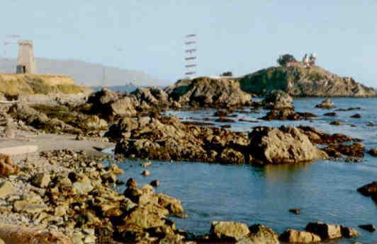 Crescent City, Battery point and lighthouse