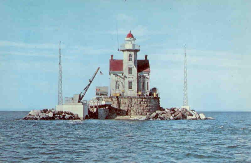 Stratford Shoal (Middle Ground) Lighthouse