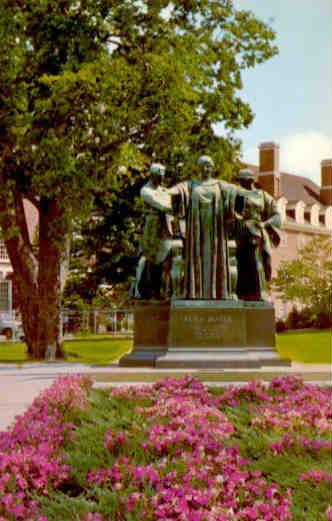 Champaign-Urbana, University of Illinois, Alma Mater statue