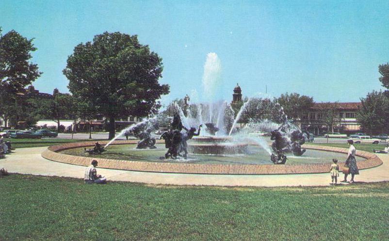 Kansas City, J.C. Nichols Memorial Fountain