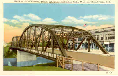 Grand Forks, Sorlie Bridge