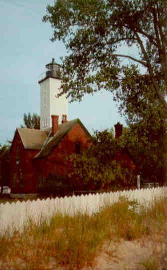 Erie, Presque Isle State Park and Lighthouse