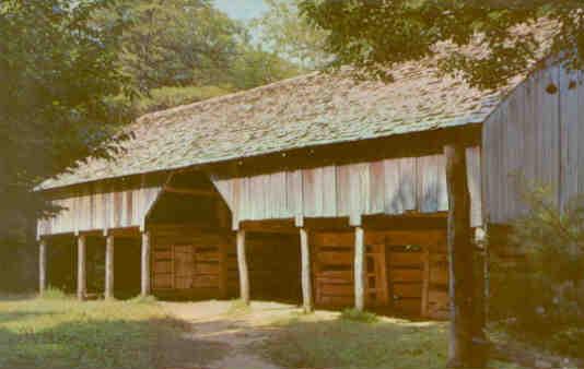 Great Smoky Mountains National Park, cantilever barn