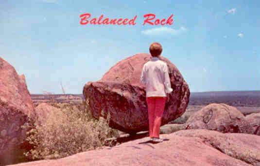 Fredericksburg, Balanced Rock