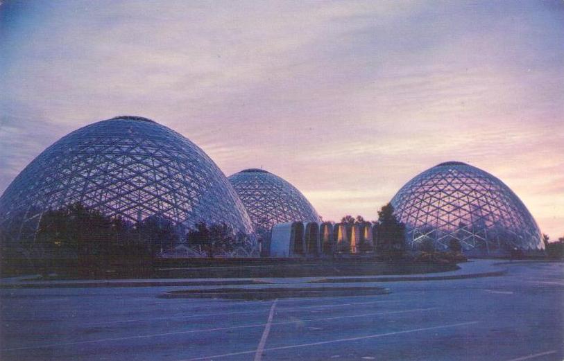 Milwaukee, Mitchell Park Conservatory, Glass Domes