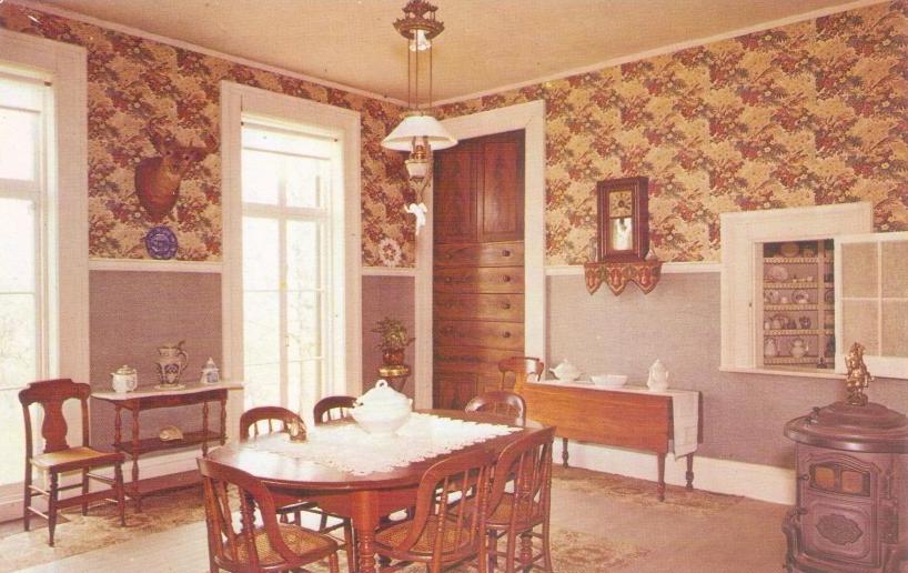 Watertown, Dining Room in Octagon House