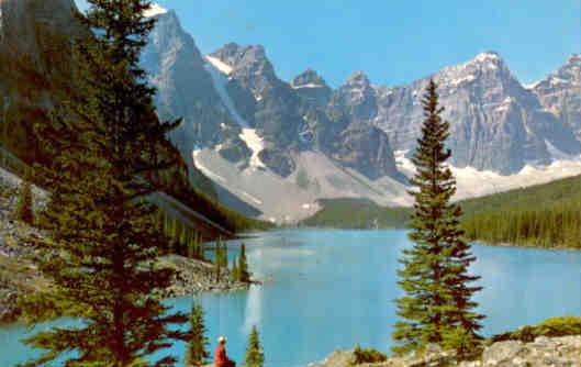 Alberta, Moraine Lake and Valley of the Ten Peaks