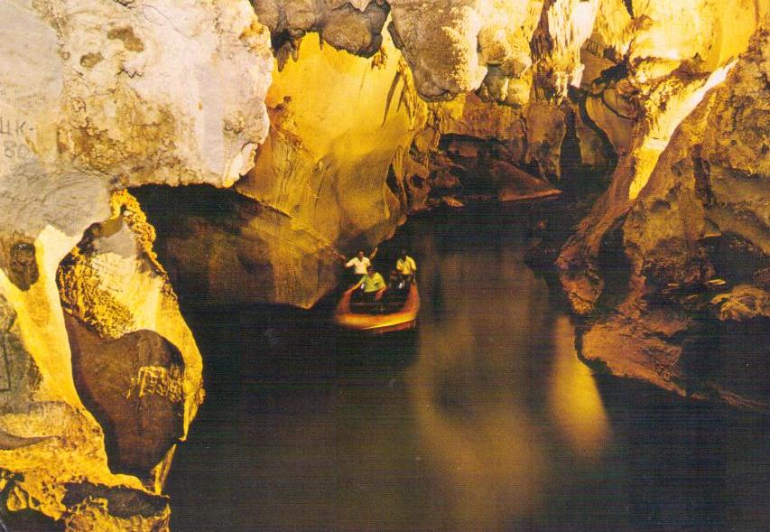 Pinar del Rio, Underground river in the Indian’s Cave