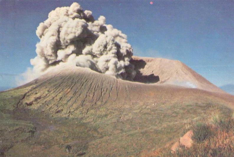 Leon, Telica Volcano