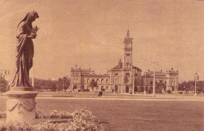 La Plata, Municipalidad y Plaza Moreno
