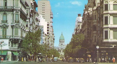 Buenos Aires, Vista parcial de Avda. de Mayo y Congreso nacional