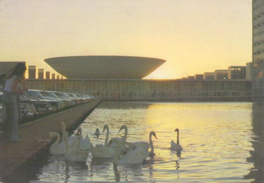 Brasilia – DF – Sunset over de lake of the Congress with its swans (sic)