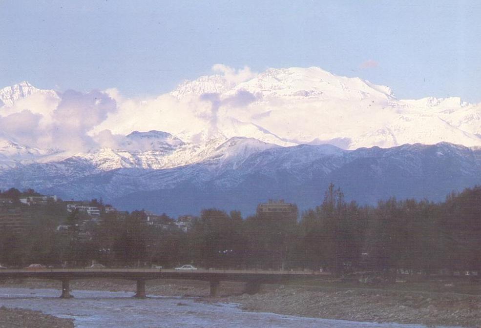 Santiago, Cordillera de los Andes and Mapocho River