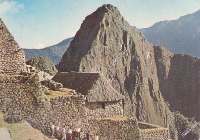Machupicchu, Partial view of the ruins with the Huaynapicchu
