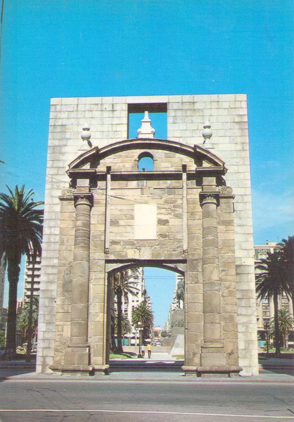 Montevideo, Puerta de la Ciudadela