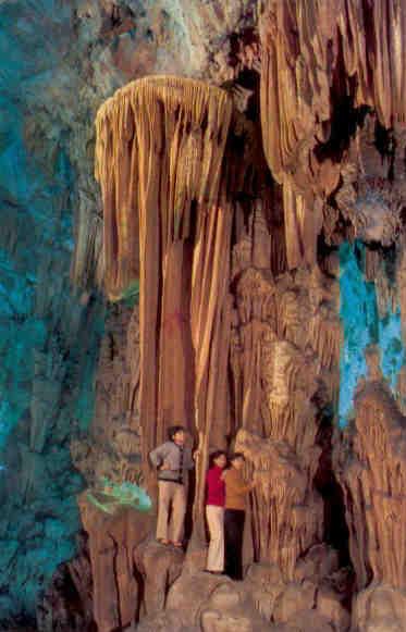 Reed Pipe Cave, The Hooped Mosquito Net