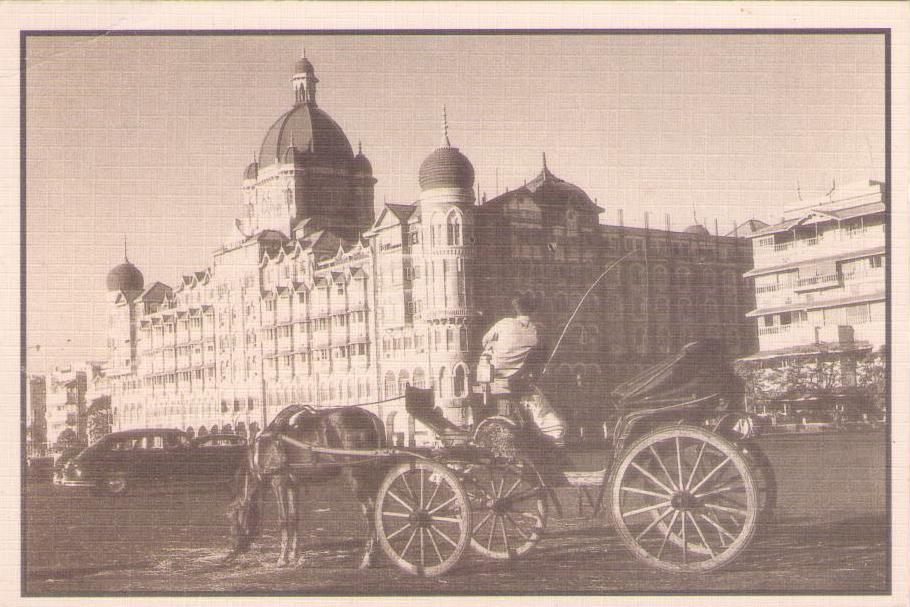 Bombay, Hotel Taj Mahal with Victoria