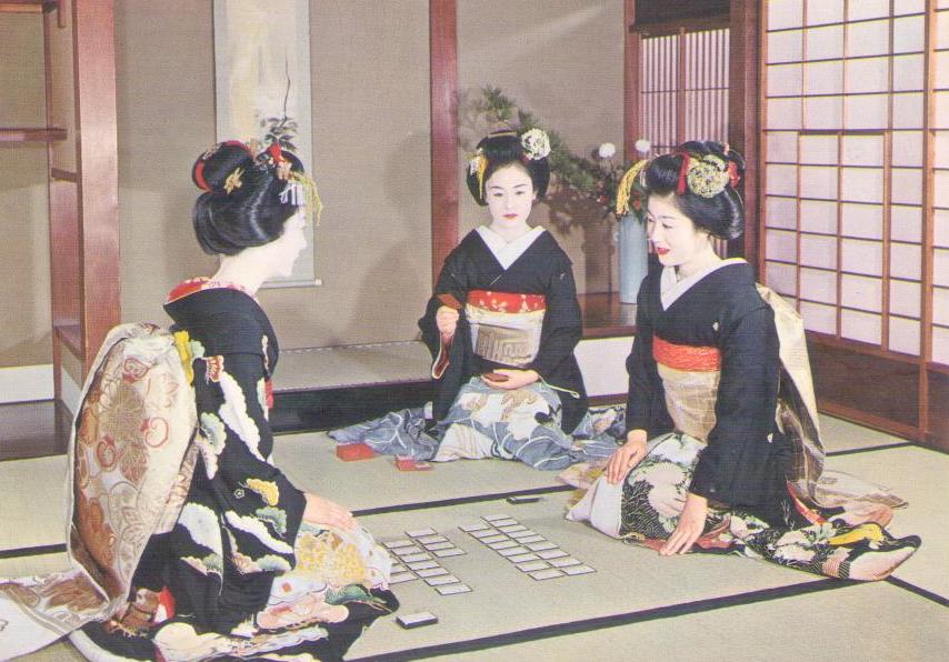 Kyoto, Maiko playing cards