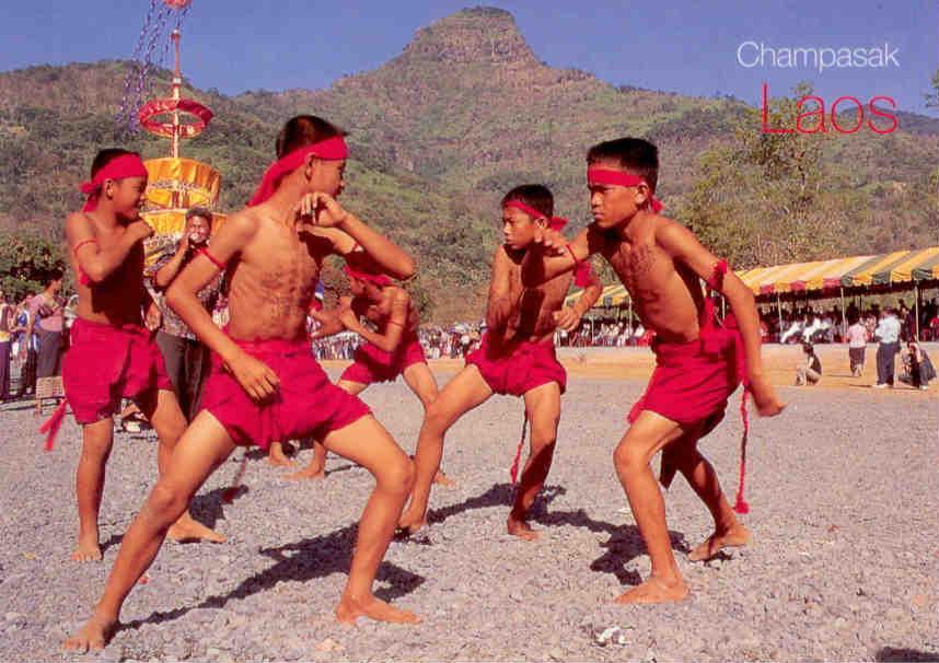 Wat Phu Champasak – UNESCO – boys (Laos)