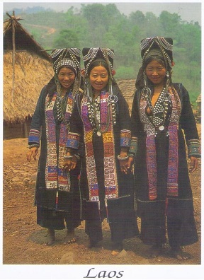 Laos – Femmes Iko