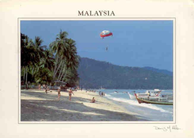 Batu Ferrighi (sic), parasailing