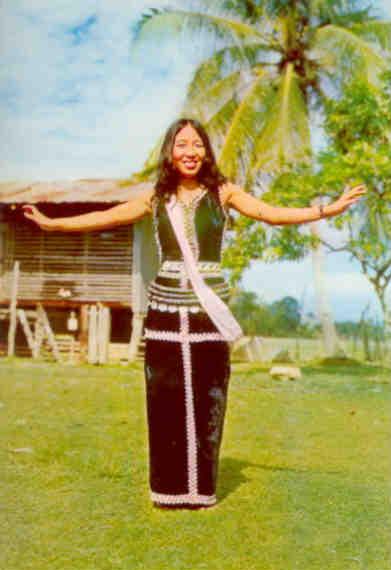 Kota Kinabalu, dance by Kadazan girl