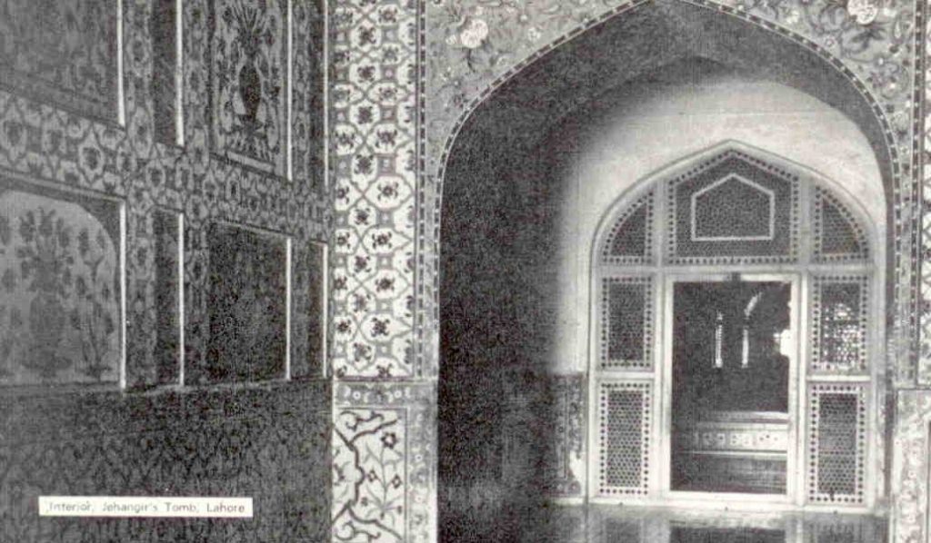 Interior of Jehangir Tomb, Lahore (Pakistan)