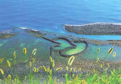 Penghu, Twin Heart Stone Weir ( 七美雙心石滬)