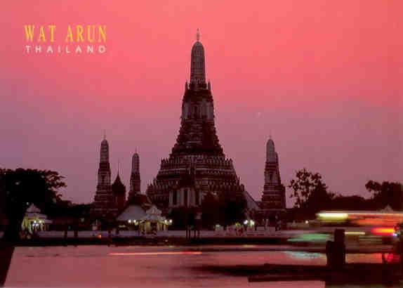 Bangkok, Wat Arun (Temple of Dawn) at sunset