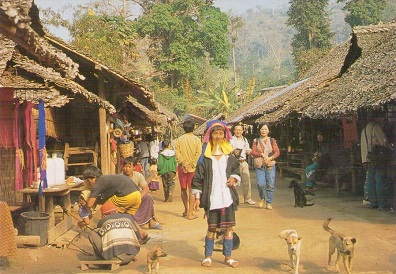 Mae Hong Son, Hill Tribe Village, Long Neck Karen