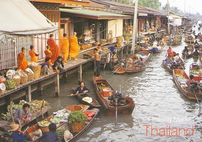 Floating Market at Damnernsaduak, Rajburi TC559