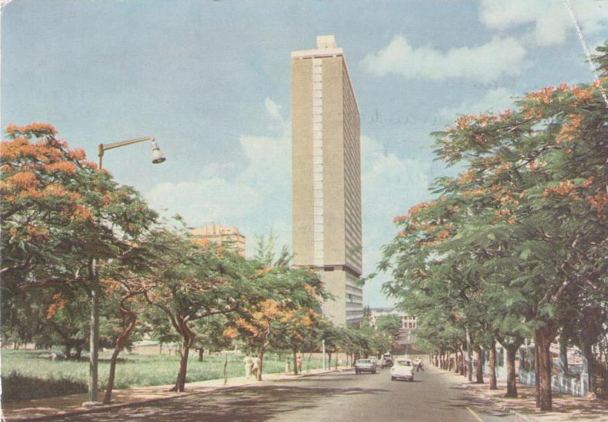Maputo, Partial view of Vladimir Lenin Avenue