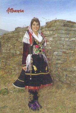 Traditional dress with Xhubleta Malesia e Madhe