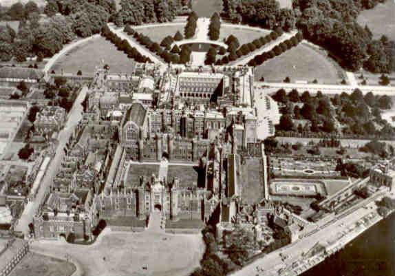 Middlesex, Hampton Court Palace, Air View