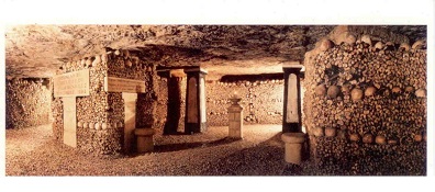 Paris, Catacombs, Lampe Sepulcrale (panorama)