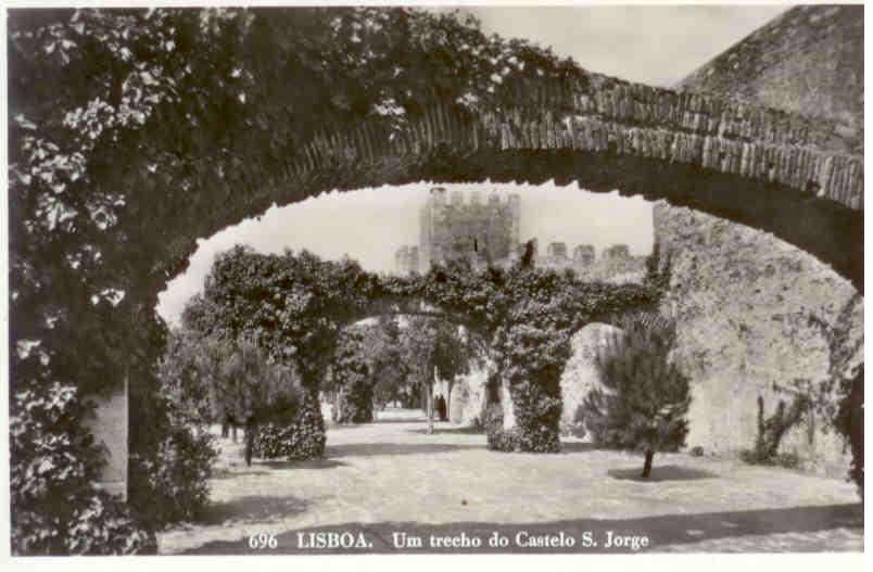 Lisboa.  Um trecho do Castelo S. Jorge