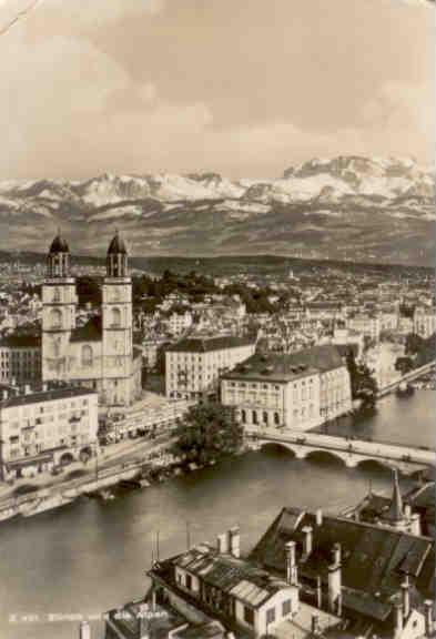 Zurich und die Alpen