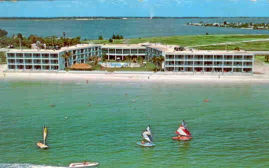 Happy Dolphin Inn (St. Petersburg Beach, Florida)