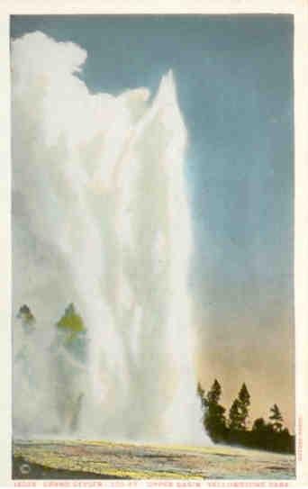 Yellowstone Park, Grand Geyser – 200 Ft. (USA)