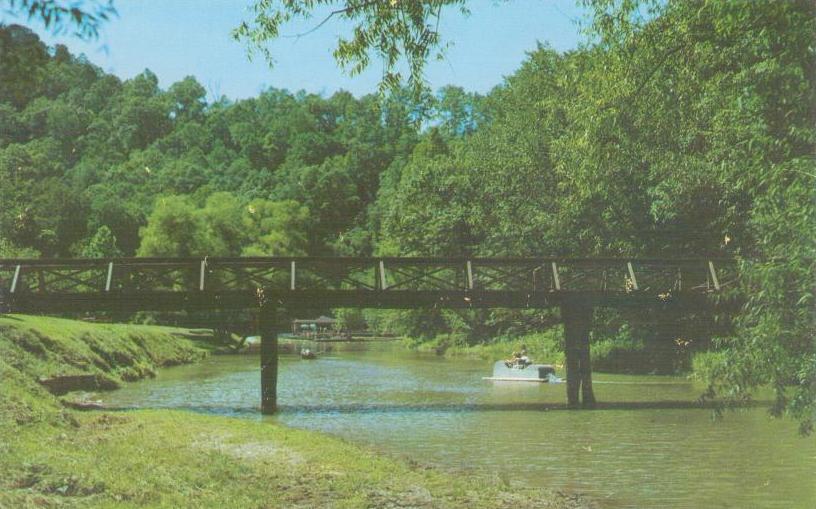 Slade, Natural Bridge State Park, Rustic Bridge (Kentucky, USA)