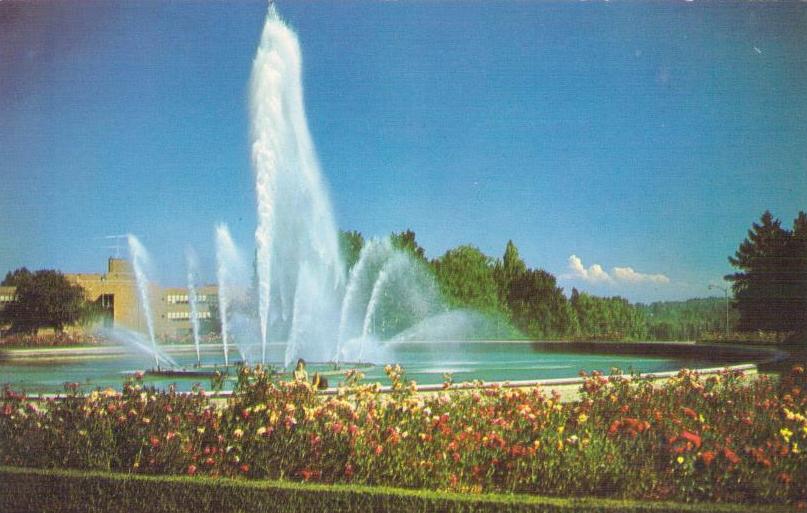 University of Washington, Drumheller Fountain (Seattle, USA)