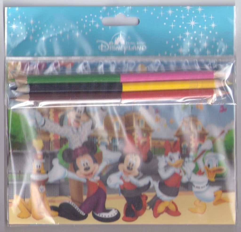 Hong Kong Disneyland set of three cards with coloured pencils