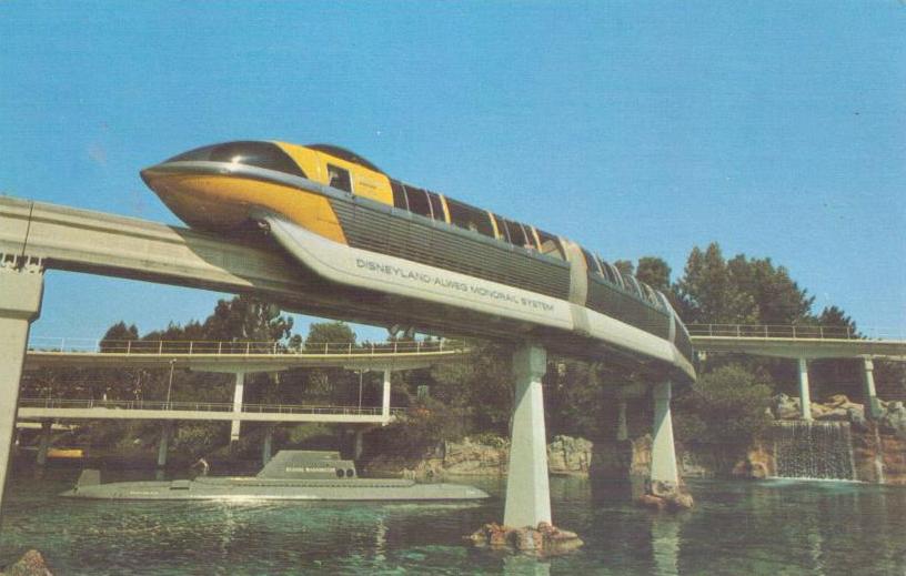 Anaheim Disneyland, Tomorrowland, Monorail and submarine (California)