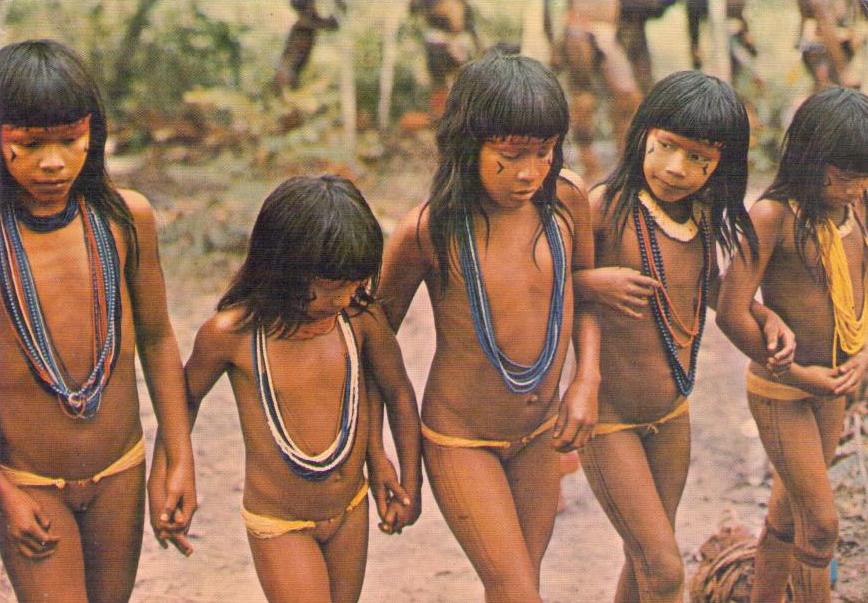 Alto Xingu, Comoiura women 01 (Brazil)