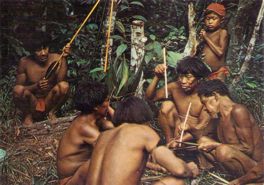 Indios Sanemas preparando kurare … Kanara Kuni – Edo. Bolivar (Venezuela)