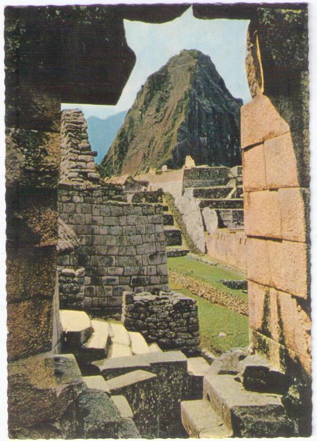 Machu Picchu, Detail of the ruins with Huayna Picchu Peak (Peru)