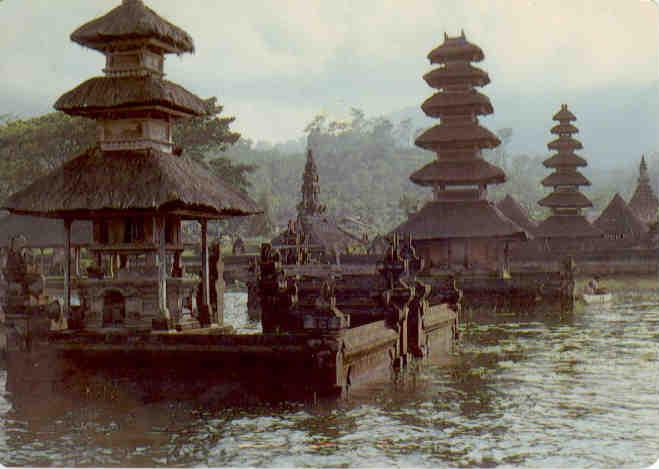 Bali, Ulu Danu Hindu temple (Indonesia)