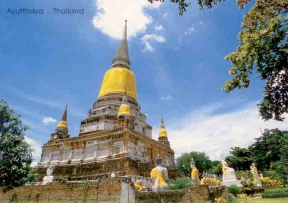 Ayutthaya, Chedi dominating Wat Yai Chai Mongkol (Thailand)