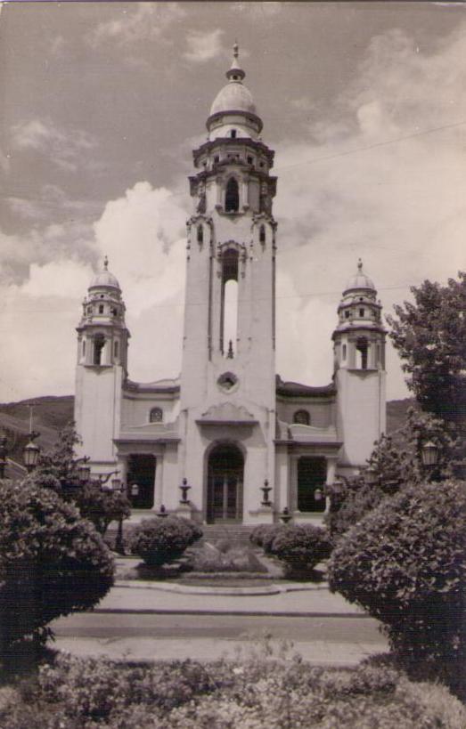 Caracas, church at tomb of Bolivar (Venezuela)