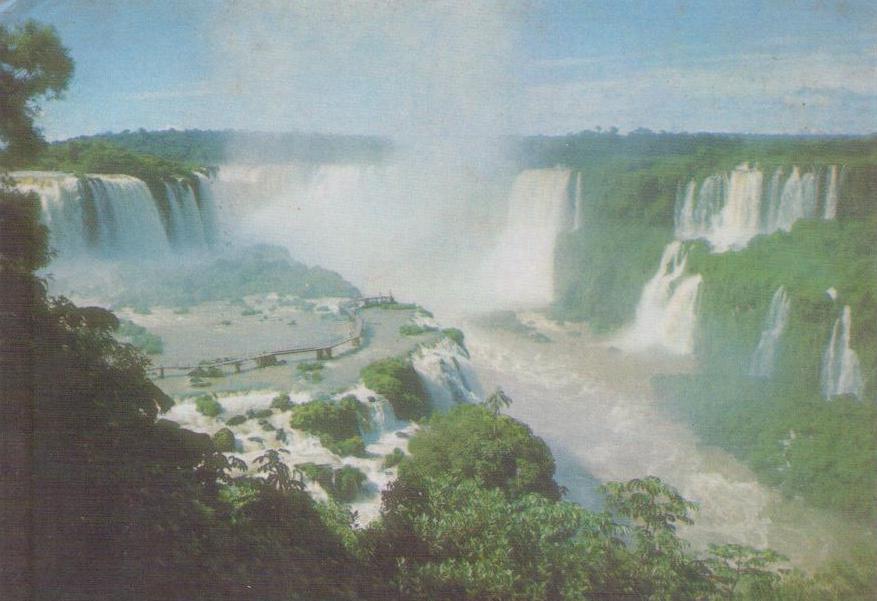 Iguacu – PR – Partial view of the falls (Brazil)